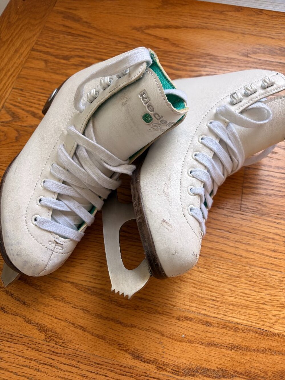 White Reidel Ice Skates size 2